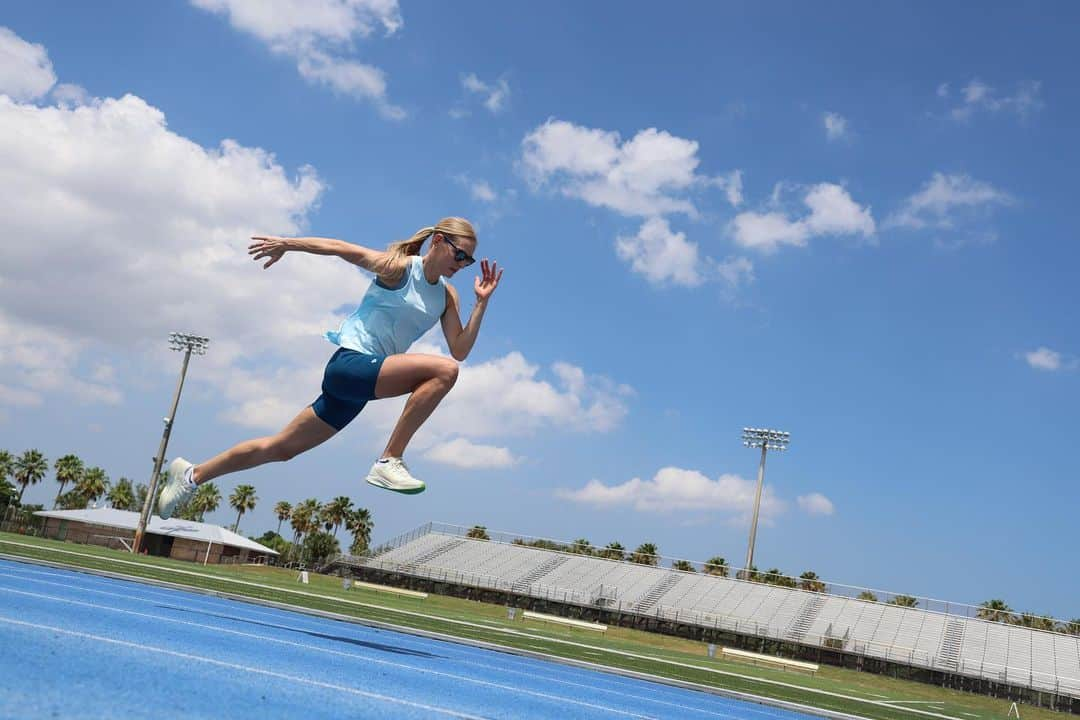 ダリヤ・クリシナのインスタグラム：「In order to succeed, we must first believe that we can 💯   #sport #sportgirl #dryworld #hauted #dk #daryaklishina」