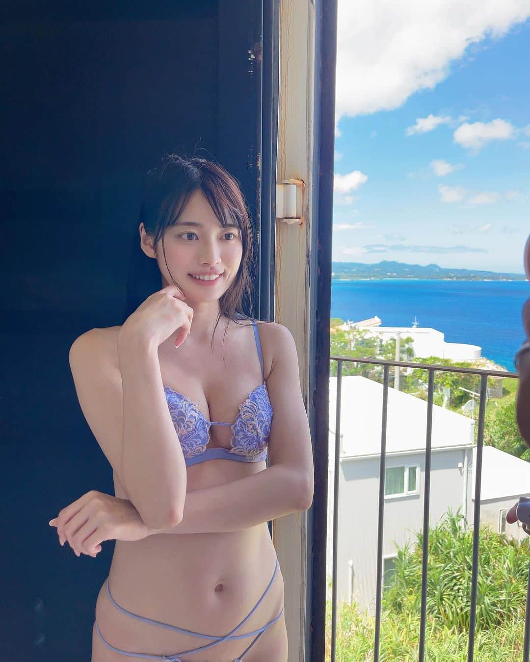 藤田いろはのインスタグラム：「⁡ もうすぐ4th DVD発売✨ この撮影期間、台風とモロ被ってどうなるかなーってなってたんですけど、超晴れました☀️ 私ちょっと前まで全ての出演撮影会に台風ぶつけてたから雨女って思ってたけど、体質変わったのか晴れ女になったかもしれん🤔笑 いろんな意味でめっっちゃ綺麗なので！ ゲットしてねー！ 8/30発売です🐰いろはにほれてね🩵 ⁡ ⁡ ⁡ ⁡」