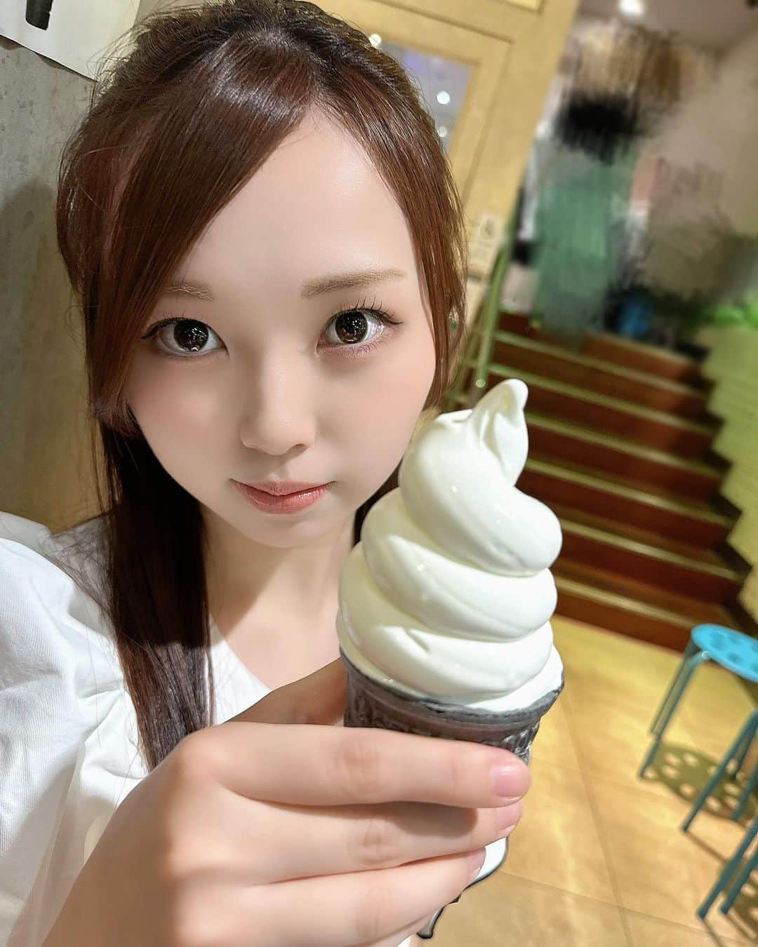 山内祐奈のインスタグラム：「🍨🫠 #icecream」