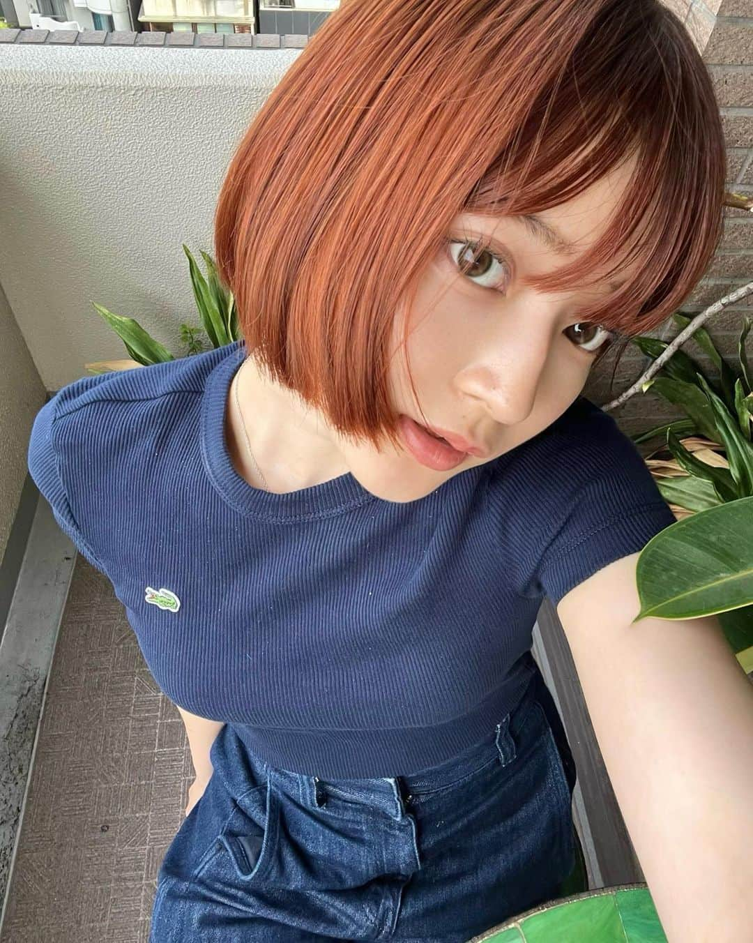 山崎江莉さんのインスタグラム写真 - (山崎江莉Instagram)「Vitamin color🍊❤️  @tokio_tashiro  いつもありがとうございます💯  残暑楽しむ🤤  navy×orangeやりたかったので早速〜」8月22日 19時53分 - o10913