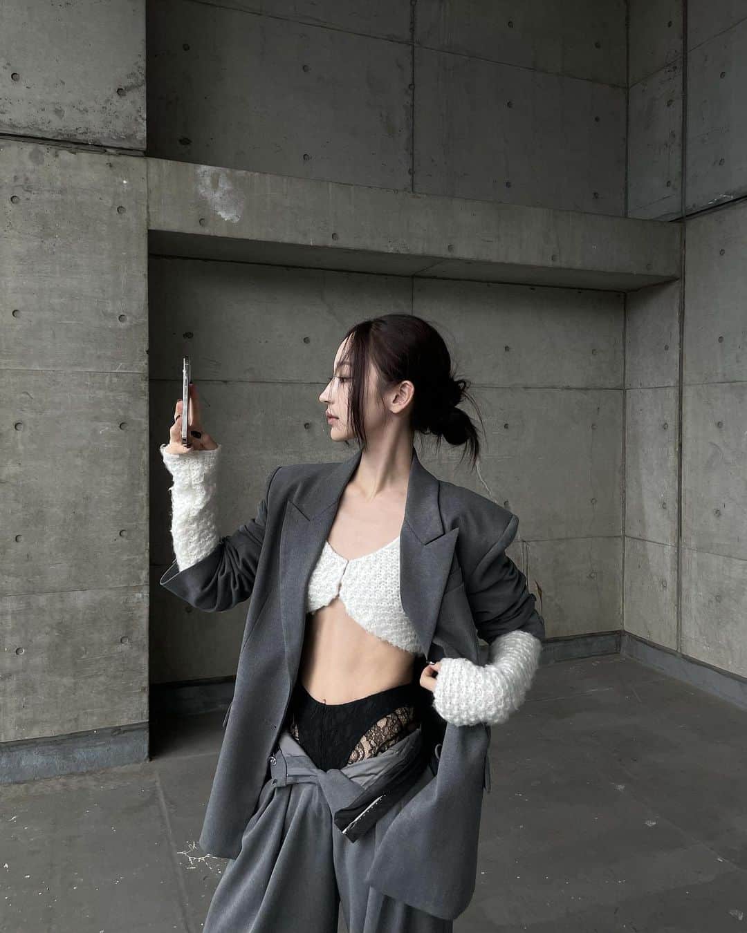 絢さんのインスタグラム写真 - (絢Instagram)「coming soon @meltthelady 🩵」8月22日 20時14分 - ____ayagram____