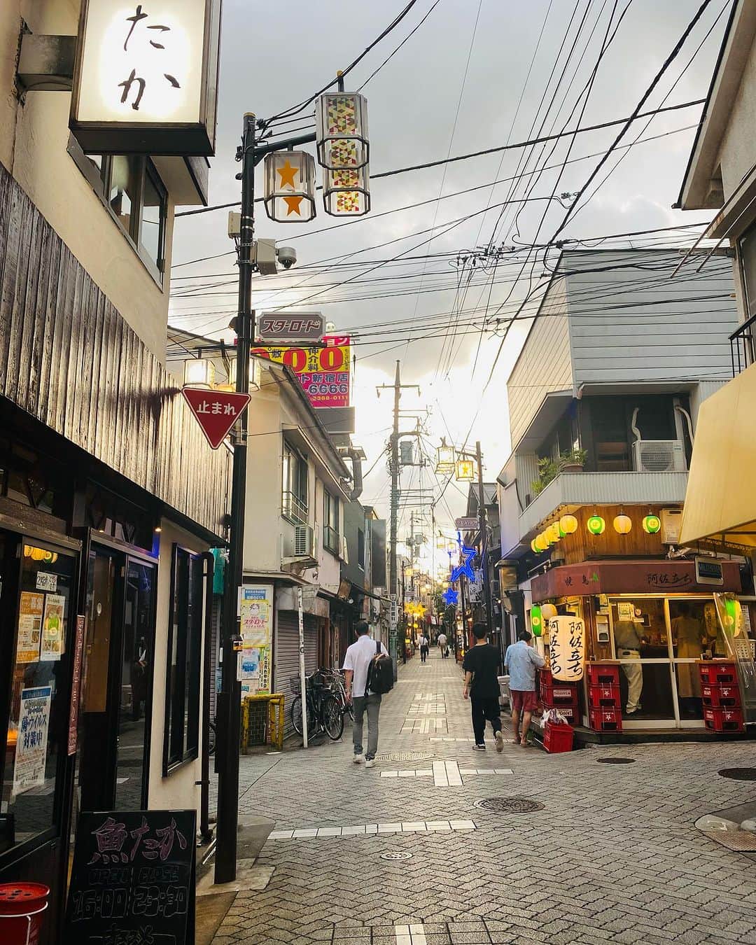 のインスタグラム：「久しぶりに阿佐ヶ谷で飲んでる( ˊ̱˂˃ˋ̱ )」