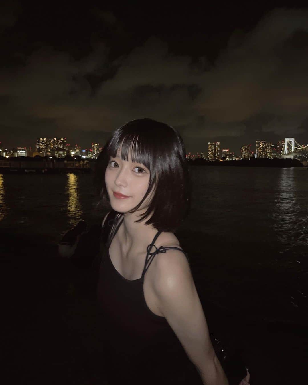 益田珠希さんのインスタグラム写真 - (益田珠希Instagram)「夜の海お散歩したい ☾⋆.·   #アイドル  #idol  #お台場」8月22日 21時09分 - tamaki_masuda_box