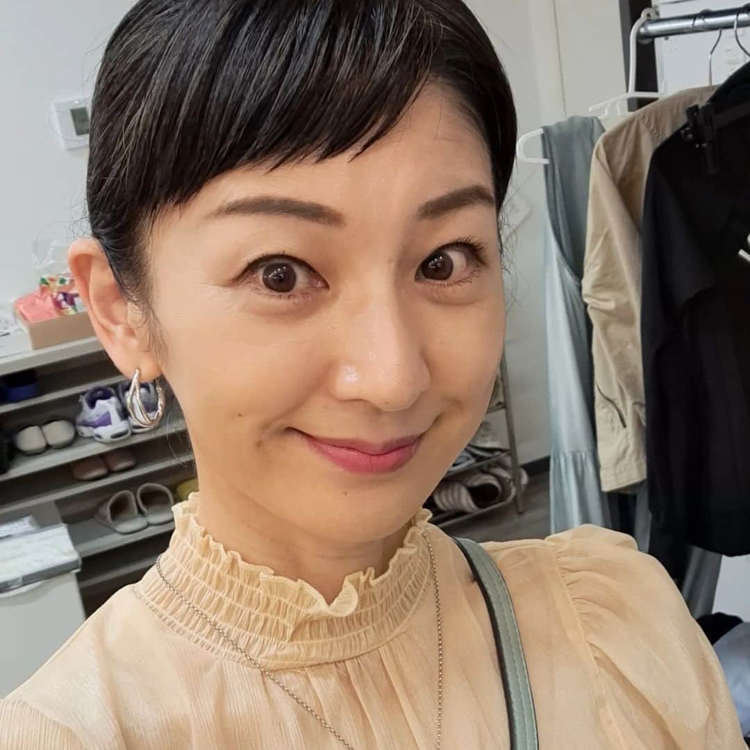 高橋靖子さんのインスタグラム写真 - (高橋靖子Instagram)「8月22日(火)～28日(月)までのNGK 酒井藍ちゃん週😉☝️さて私は何の役でしょう⁉️(賑やかなお話です🎵) #吉本新喜劇 #よしもと新喜劇 #新喜劇 #NGK  #なんばグランド花月  #大阪 #難波 #osaka  #namba」8月22日 21時13分 - oyasupororo