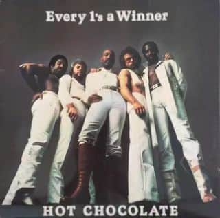 中村松江さんのインスタグラム写真 - (中村松江Instagram)「今日の一曲はHot Chocolateで『Every 1's a Winner』です✨ アルバム「Every 1's a Winner」に収録。 イギリスのバンド、ホットチョコレートが1978年にリリースした曲です✨ 映画、「バービー」の監督グレタ・ガーウィグが脚本、主演の映画、「フランシス・ハ」で使われていました🎶 思わず身体が動いてしまう、じっと聴いていられないタイプの曲です😄 (№1447) #歌舞伎 #中村松江 #hotchocolate #every1'sawinner」8月23日 8時27分 - matsue_nakamuraofficial