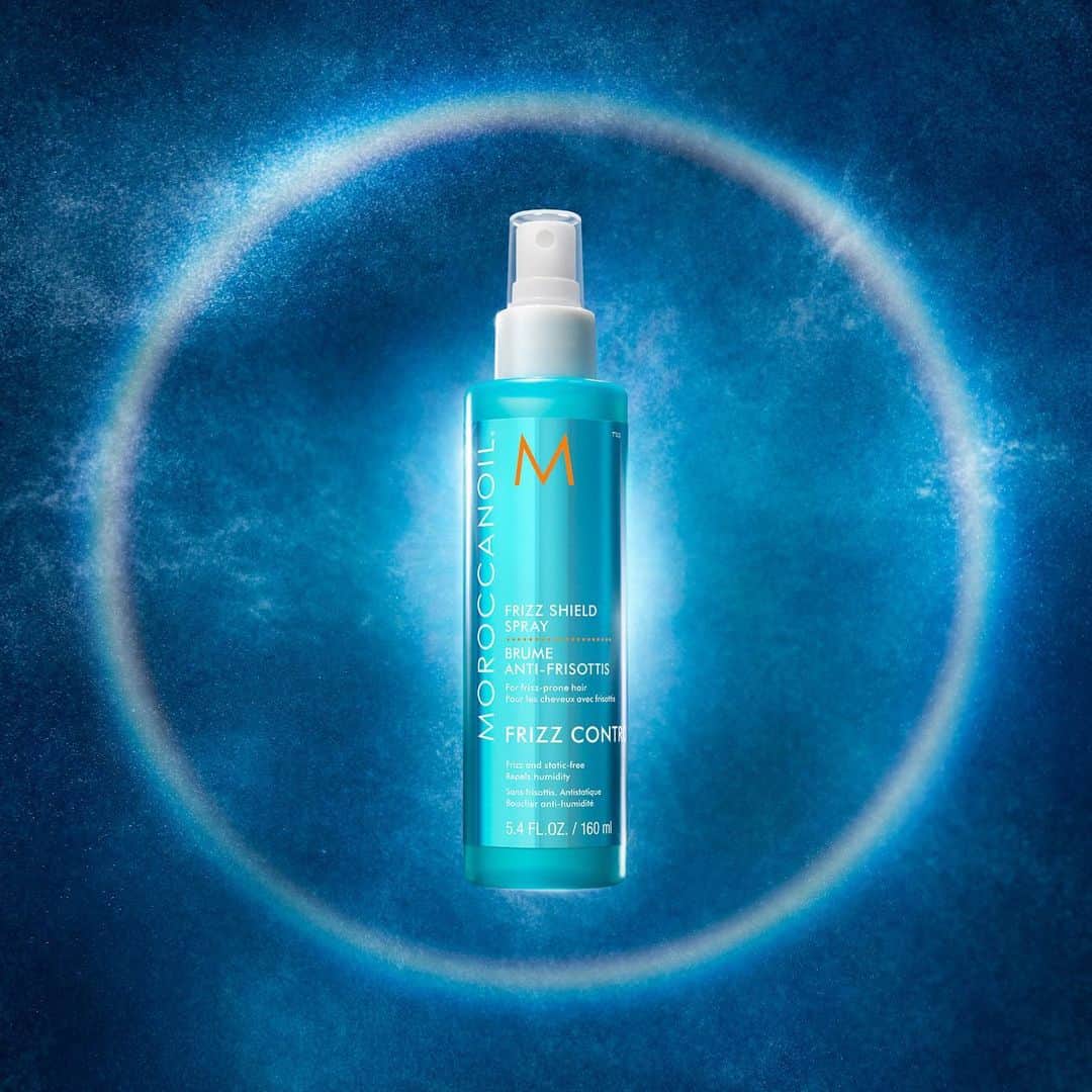 Moroccanoilのインスタグラム：「COMING SOON 8/29: Frizz Shield Spray 💫 for long lasting protection against frizz, flyaways, and static for glass-like shine with a silky, non-sticky finish activated by heat. IMPT: Moroccanoil Rewards members shop first–tap the link in our bio to join! #MoroccanoilFrizzControl In an independent consumer study of women ages 18-65: • 94% said it’s the best anti-frizz product • 98% said the hair is shiny and smooth • 99% said the hair is soft • 96% said product provides salon-worthy results」