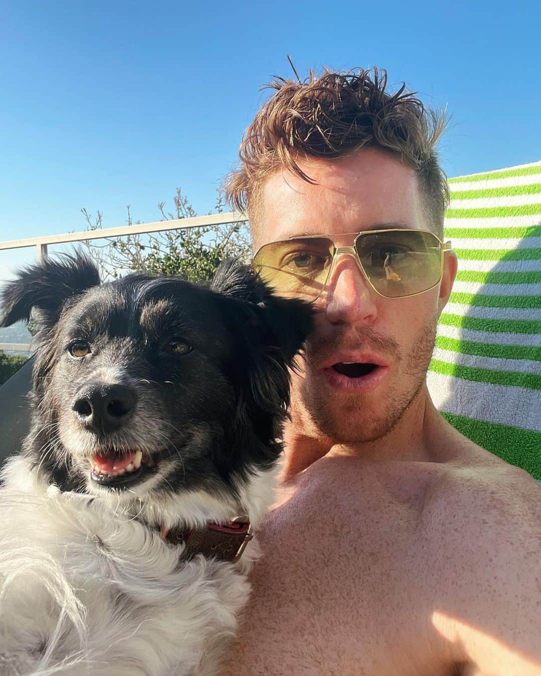 ショーン・ホワイトさんのインスタグラム写真 - (ショーン・ホワイトInstagram)「And they called it, puppy louuuuuvvve 😍🥰」8月23日 1時23分 - shaunwhite