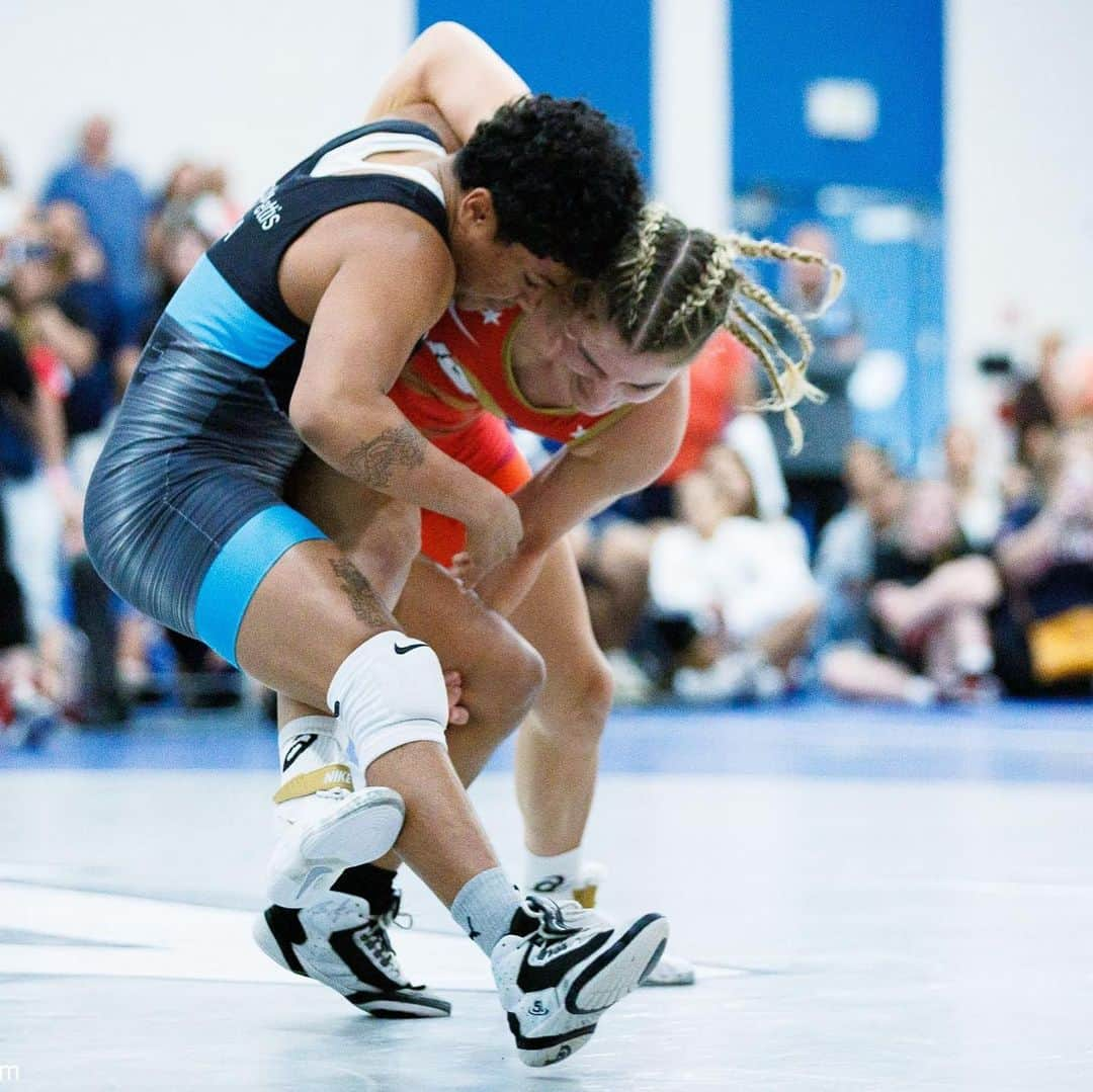 ヘレン・マロウリスさんのインスタグラム写真 - (ヘレン・マロウリスInstagram)「Last week I came to Colorado Springs to wrestle off for the 57kg World Team Spot. Now back to join everyone for last national team camp before the World Championships. So grateful I could get the job done and so many thanks to all those who helped me get here: coaches, partners, sponsors, fam/friends,  support staff, and most importantly, God. S/o @sunkistkidswrestlingclub @recodefitness @treigning_lab 📸: @justhoch」8月23日 1時54分 - helen_maroulis