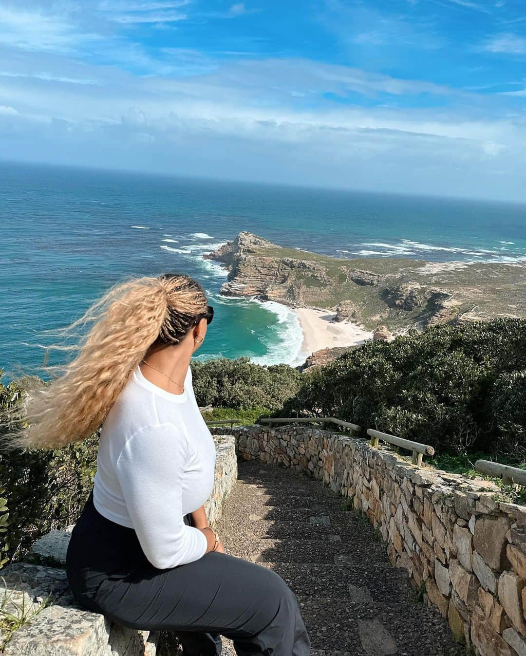 Nia Sioux Frazierのインスタグラム：「South African summer   #hosted  #ABDinSouthAfrica @adventuresbydisney」