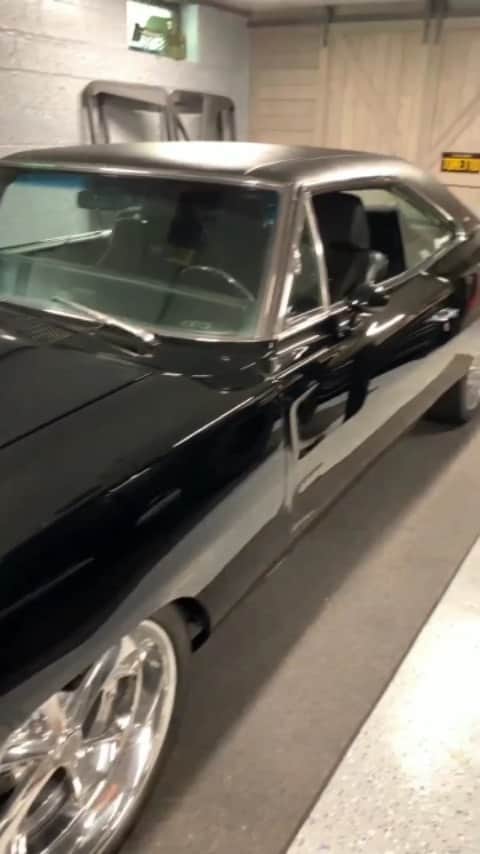Classics Dailyのインスタグラム：「Credit @blown69charger . #Classic #classics #Classiccar #classiccars #americanmuscle #Musclecar #Musclecars #car #cars #dodge #charger」