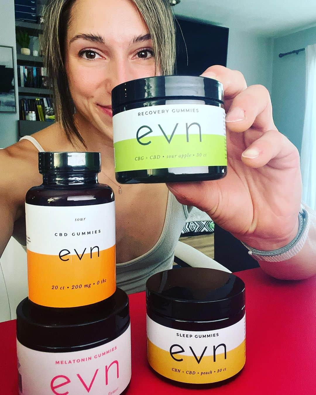 アレックス・パッチシオのインスタグラム：「✨GIVEAWAY✨ . @evn_cbd Gummies Giveaway! 😄 Enter to WIN a pack of each. 👇 - CBG + CBD recovery gummies - CBN + CBD Sleep gummies - CBD Sour gummies  - Melatonin gummies If you LoVe CBD and Delicious things then this is FOR YOU!  . RULES to ENTER: 👇 - Winner MUST be 21+ years of AGE! - Must live in the USA or have a USA shipping address. - You have to LIKE this POST. - Follow Me and @evn_cbd  - Leave a comment in this post why you should WIN and TAG a FRIEND that would like this! ☺️ . Competition ENDS this THURSDAY 8/24, end of day, and I will announce the WINNER this FRIDAY 8/25!!! 🤩✨ . Good luck!!! 🍀」