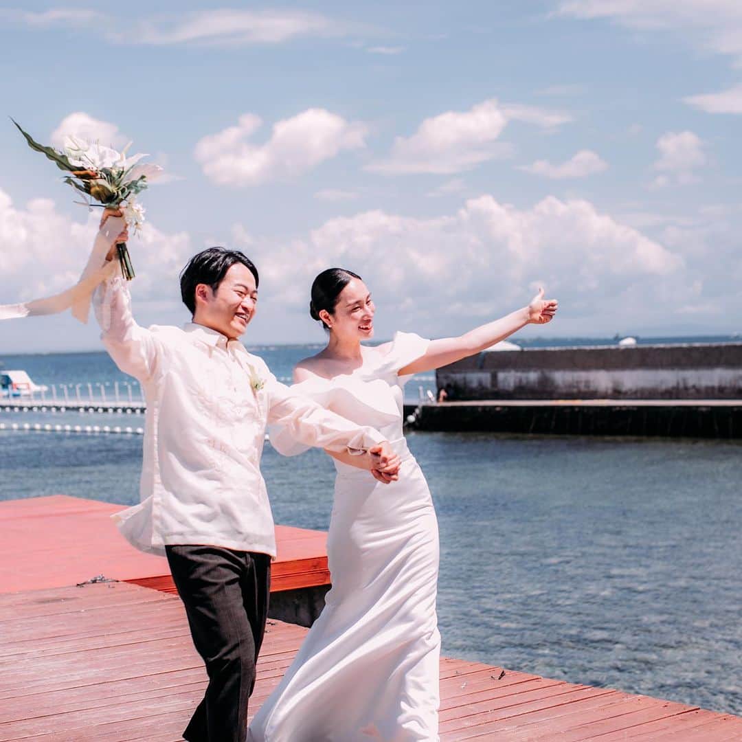 YouAのインスタグラム：「セブ島にて、式を挙げずに写真だけをお考えのお客様へ  Cebu Weddings @vacationweddings  Vacation Weddings では 写真のみもお受けしておりますが パッケージプランは無く お客様のリクエストを聞いて カスタムメイドでのご案内をさせて頂いております。  ウェディングフォトのお見積もりを ご希望のお客様には 事前に以下の内容をお伺いしております。  ☑︎撮影日 ☑︎撮影場所 ☑︎撮影内容 写真や衣装のイメージ ヘアメイク手配の有無 ☑︎衣装も撮影とあわせて手配希望or お持ち込み予定 ☑︎フォトウェディングのご予算  セブ島での挙式・撮影DMまたは LINEまでお問い合わせください  Vacation Weddings  プロデューサー　YouA  #セブ島 #セブ島ウェディング #海外旅行 #ウェディングドレス」