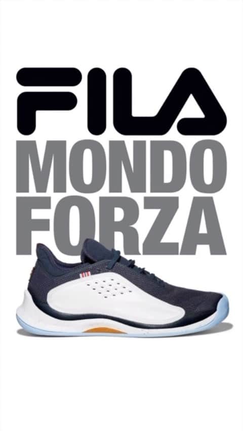 カロリナ・プリスコバのインスタグラム：「Minimalist Design → Maximum Performance   Explore FILA’s newest performance tennis shoe, the Mondo Forza, at the link in our bio.   #filatennis」
