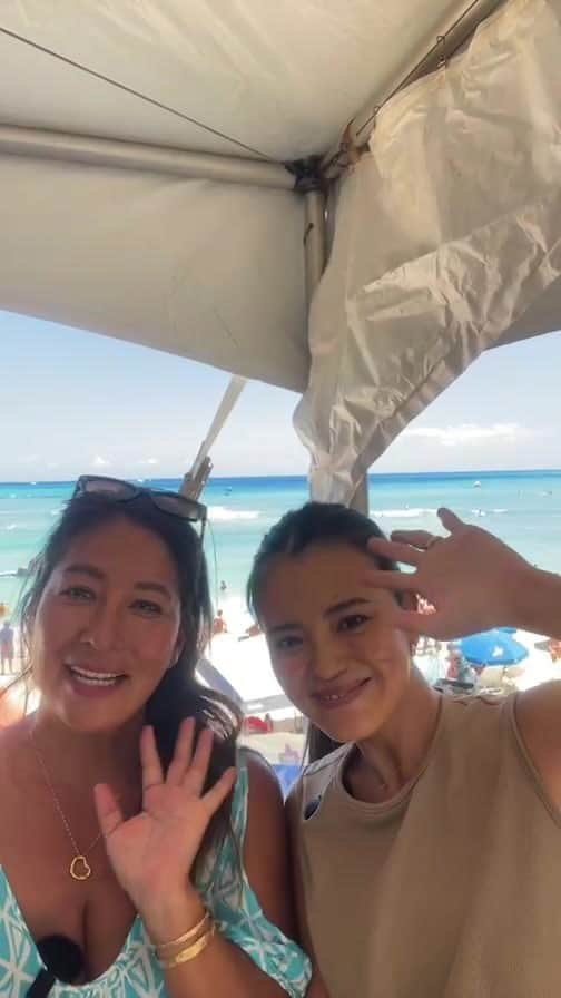 のインスタグラム：「ミミさん（ @mimihoriuchi ）をゲストにむかえ、デュークスオーシャンフェストの会場からライブをお届けしました🏄😆🩵」