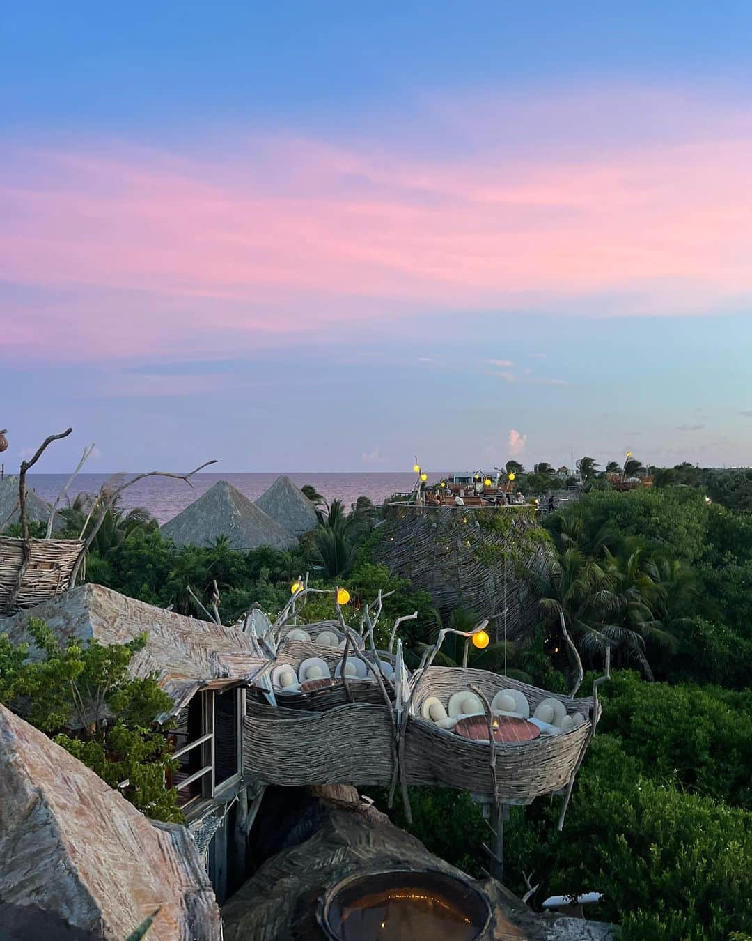 Cody Higaさんのインスタグラム写真 - (Cody HigaInstagram)「The view from Tulum is always beautiful. トゥルムから見える景色は、いつも美しい。」8月23日 16時26分 - cody.1222