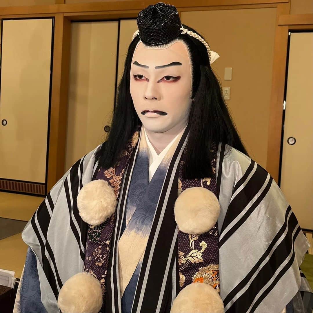 市川染五郎のインスタグラム：「歌舞伎座　八月納涼歌舞伎 第一部『大江山酒呑童子』で卜部季武役、第二部『新門辰五郎』で天狗党都築三之助役で出演しております。  #市川染五郎 #SomegoroIchikawa #八月納涼歌舞伎 #歌舞伎座 #大江山酒呑童子 #新門辰五郎」