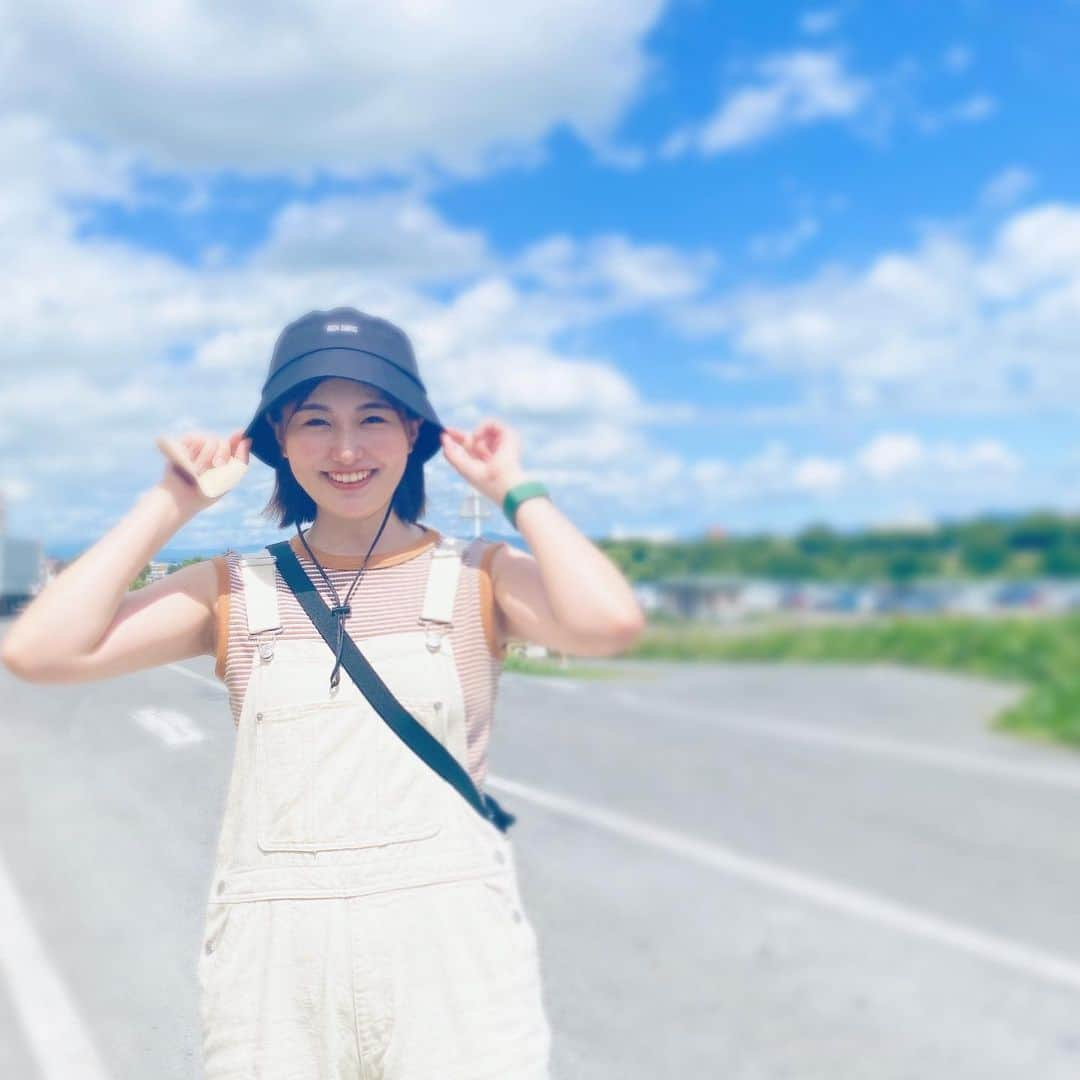 高山侑子さんのインスタグラム写真 - (高山侑子Instagram)「. 天気が良すぎるのも困ったもんだ！ まだまだ気温が下がらないね🫠  そして慶応、おめでとう⚾︎⚾︎⚾︎ 107年振りってのもまたドラマ😌✨️」8月23日 17時32分 - takayamayuko_stardust