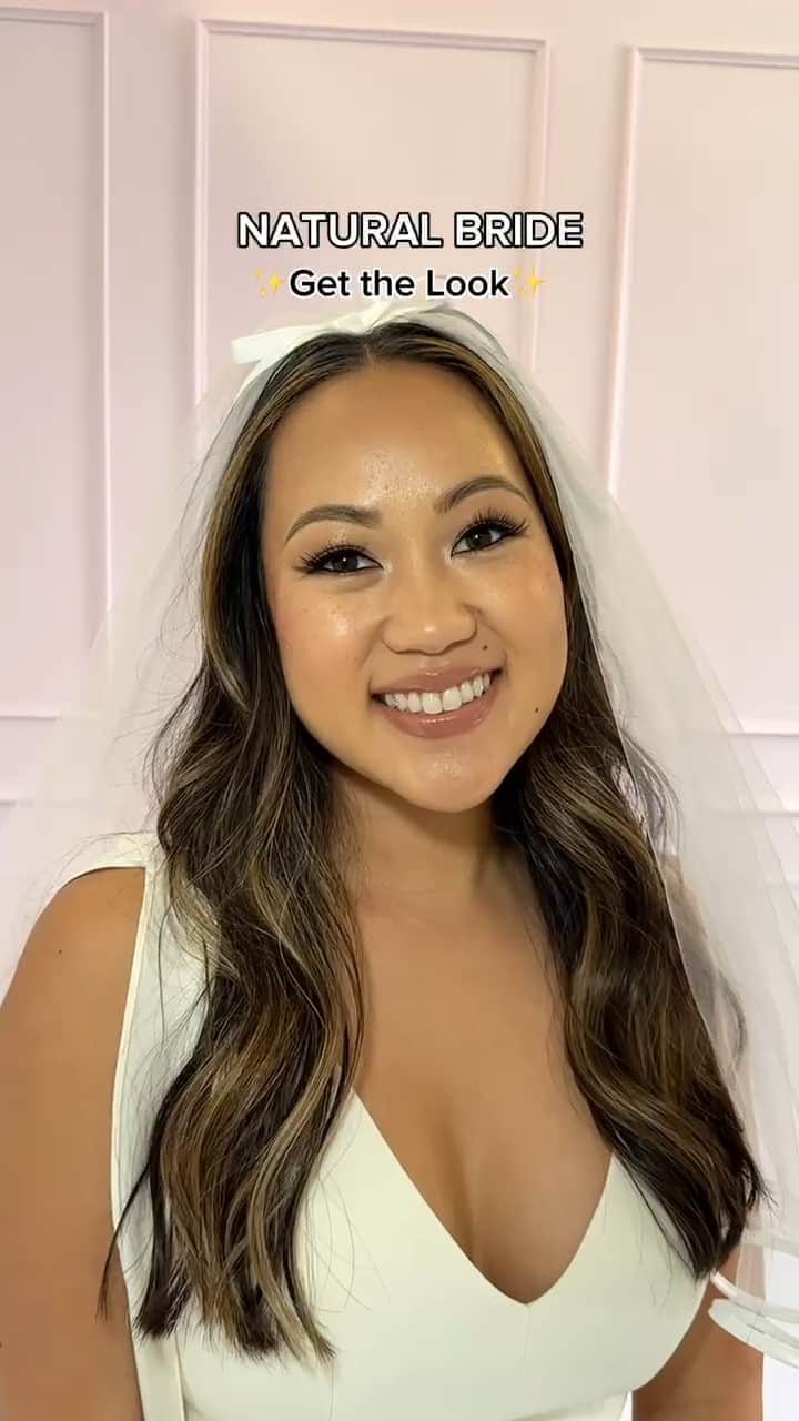 Too Facedのインスタグラム：「Get the look of our gorgeous Natural Bride Jenna! 🤗 Be a naturally glowing bride with soft eye makeup & a nude pink lip! 🤍😍✨ #toofaced #tfcrueltyfree #trendingwithtoofaced #bridalmakeup」