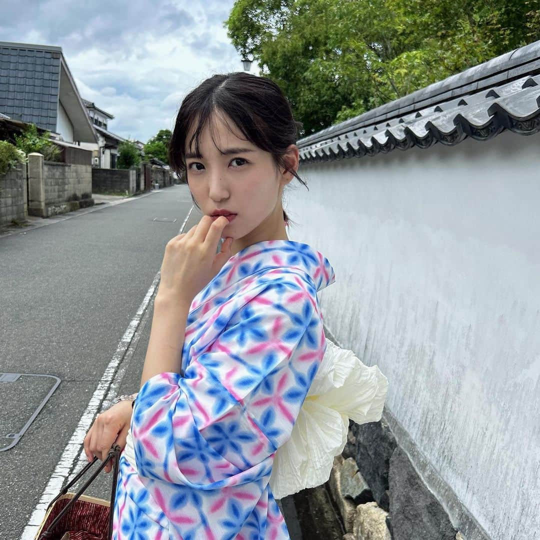 下尾みうさんのインスタグラム写真 - (下尾みうInstagram)「たおやかタオ🩵  山口県萩市でおばあちゃんと浴衣デート👘🍀Part2  #萩 #山口県 #萩市 #浴衣 #白壁 #城下町 #浴衣女子」8月23日 9時29分 - miumiu1343