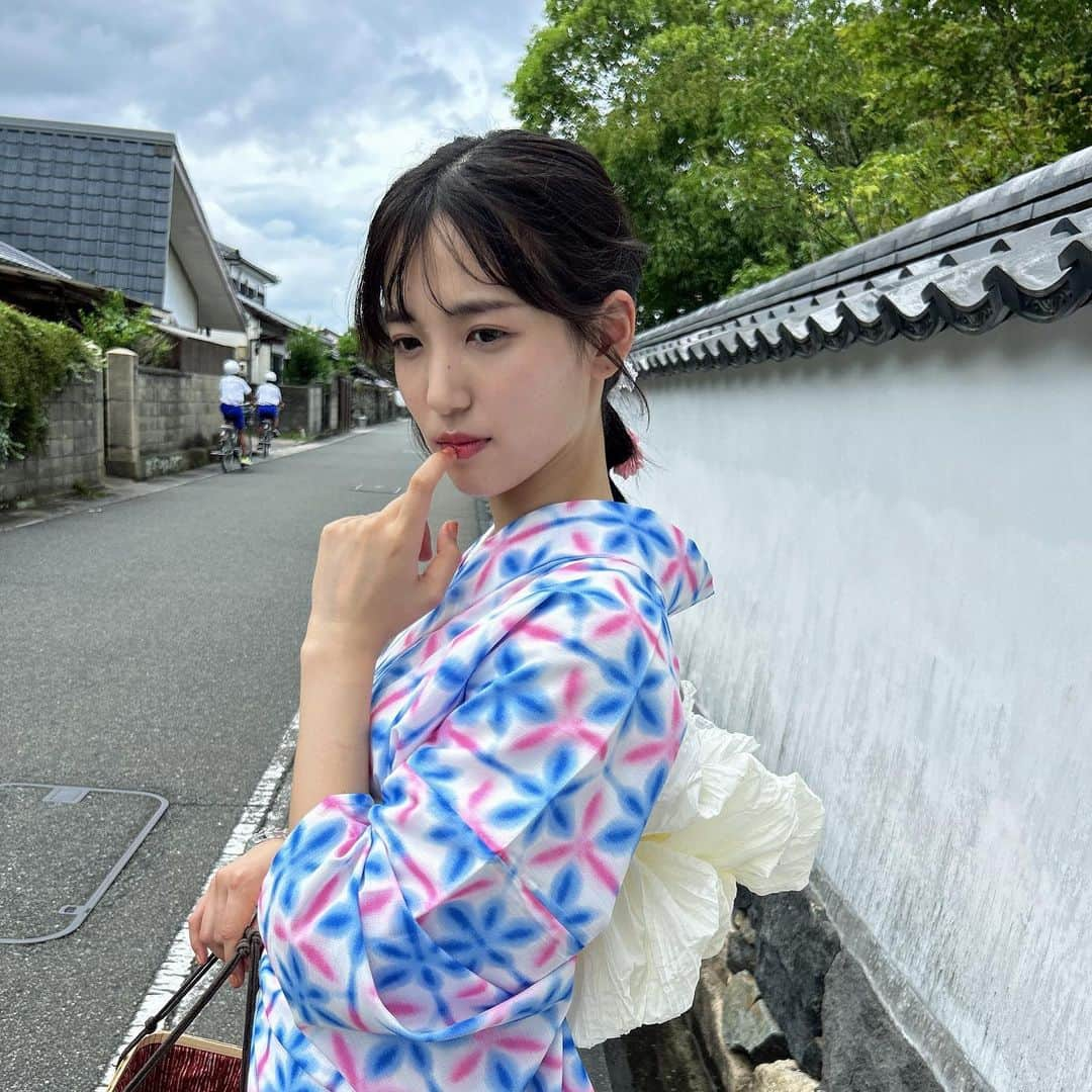 下尾みうさんのインスタグラム写真 - (下尾みうInstagram)「たおやかタオ🩵  山口県萩市でおばあちゃんと浴衣デート👘🍀Part2  #萩 #山口県 #萩市 #浴衣 #白壁 #城下町 #浴衣女子」8月23日 9時29分 - miumiu1343