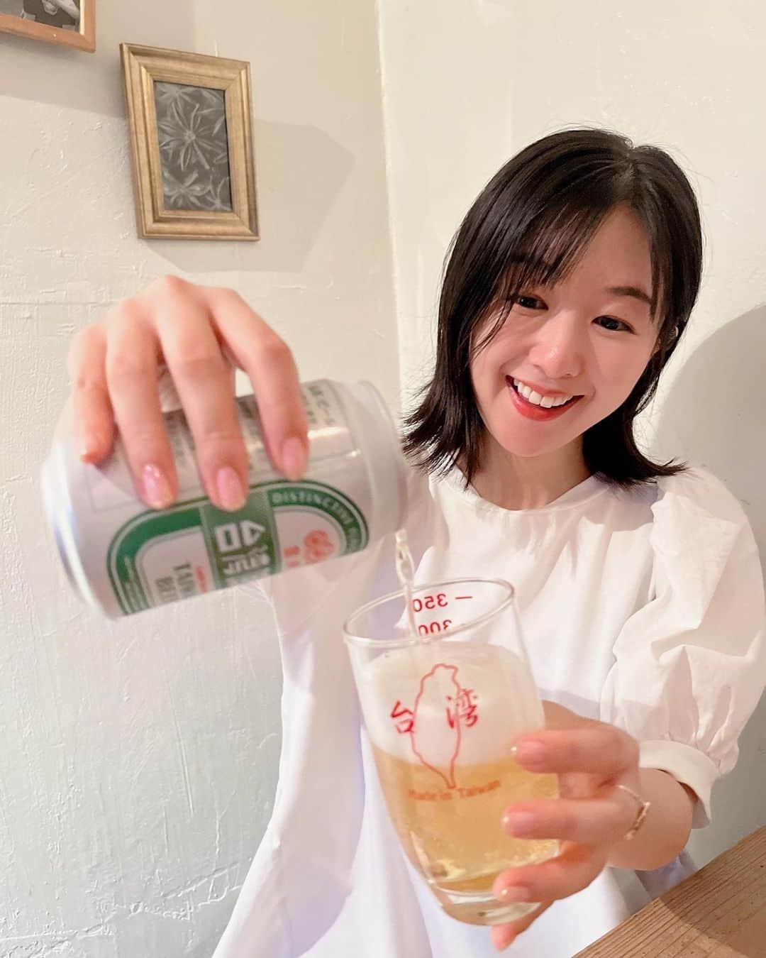 茅野愛衣のインスタグラム：「おとなの週末おふしょっと🥟  今回も載せきれなかった写真達をご紹介！ この日はムシムシ暑くて、とにかくビールがすすむ進む…！🍺🍺🍺 人気店なので予約必須です。 大皿でドカーンとみんなでシェアする料理も好きだけど、こうやって小皿で食べられるといろんな種類が食べられて嬉しい〜 詳しくは本誌をチェックしてみてね！（茅）」