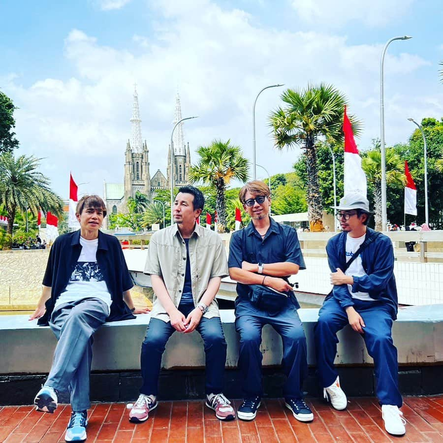 後藤正文さんのインスタグラム写真 - (後藤正文Instagram)「ASIAN KUNG-FU GENERATION  See you!!  #indonesia #jakarta #asiankungfugeneration」8月23日 9時57分 - gotch_akg