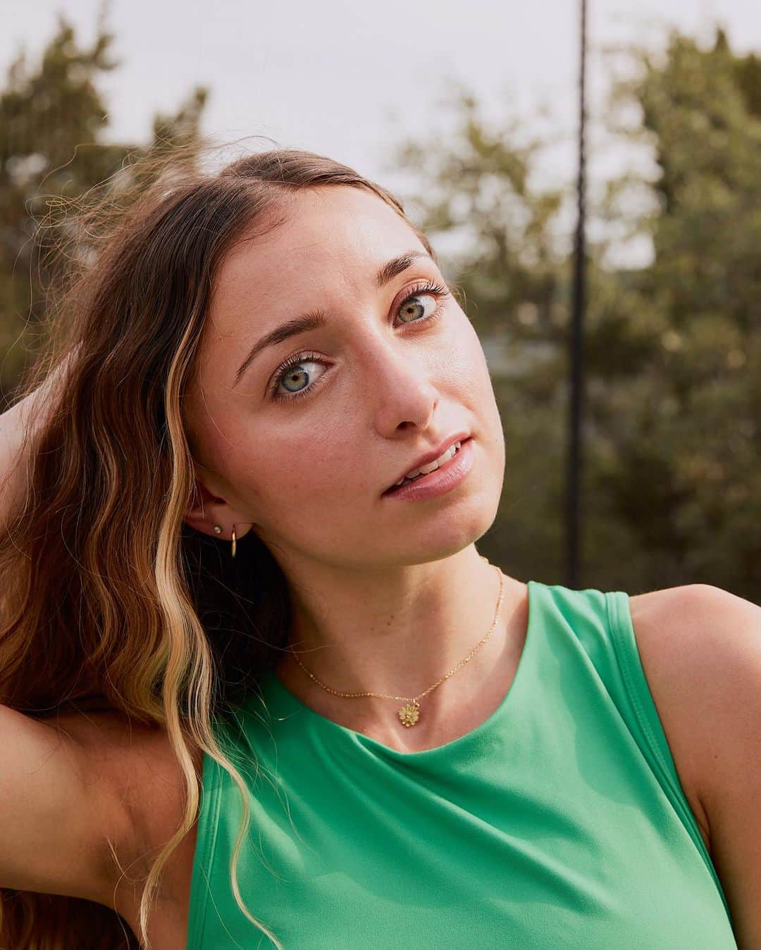 Brooklyn and Baileyのインスタグラム：「Golden hour」