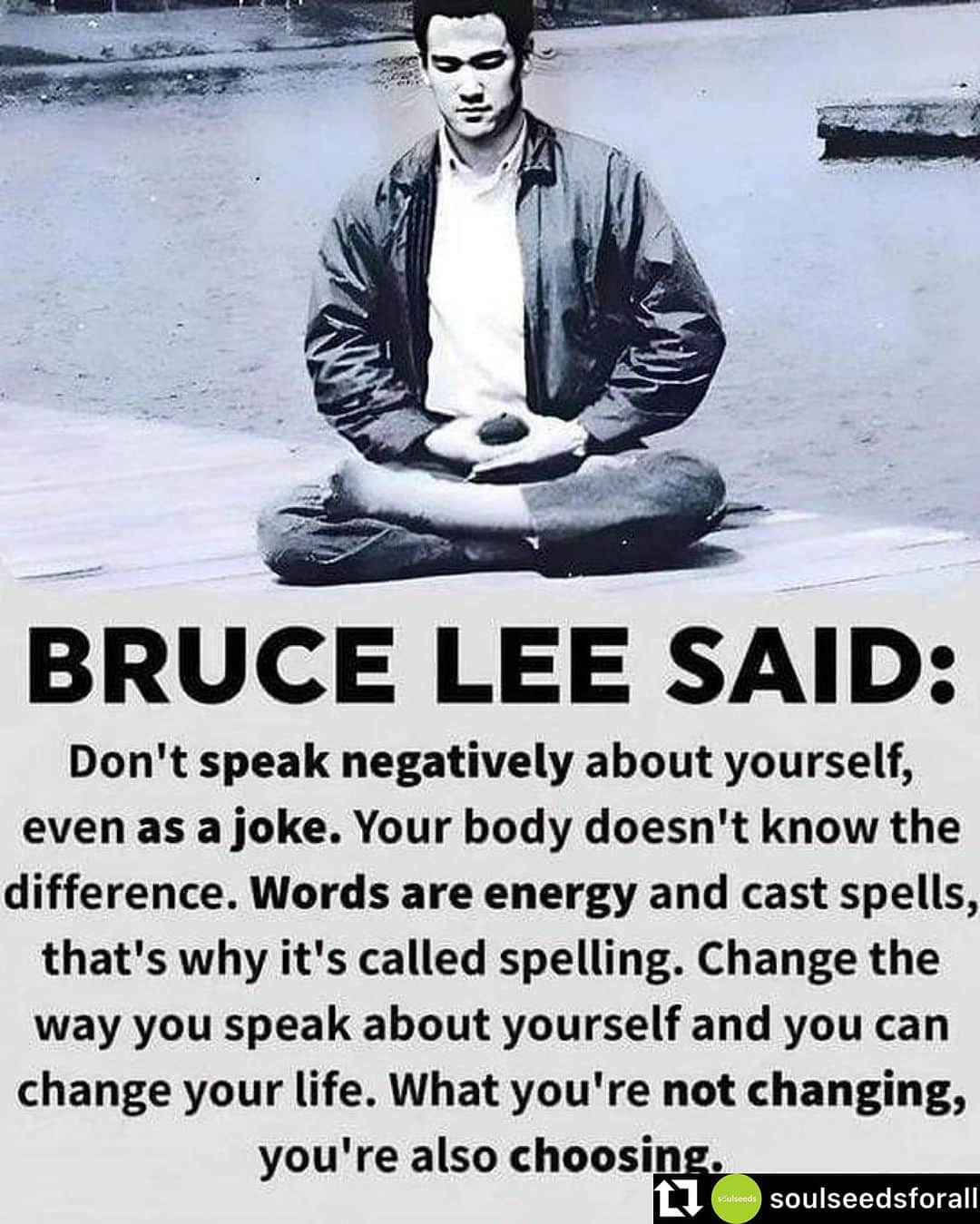 ロッチェル・エイツのインスタグラム：「❤️❤️ #positiveselftalk #yourmindyourlife #watchyourthoughts #feedyourmind #wordsmatter #youmatter #wordsareenergy 👏🙏👏🙏」