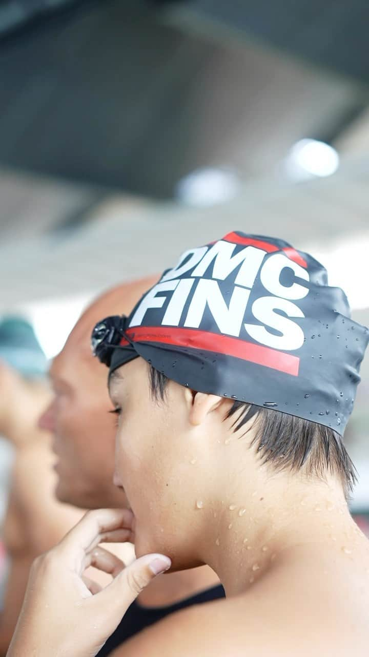 マイケル・クリムのインスタグラム：「Some highlights from our recent @klimswim Freestyle and Sprint clinic in Jakarta with Mr Swimming himself @hawkebr & @kerihehn and Michael Piper. Hopefully we were about to help, educate and inspire the next crap of Indonesian swimmers. If their smiles is anything to go by they’re on the right track! Special thanks to @dmcfins @dmcfins_indonesia for their support! #swimming #indonesia #clinic @worldseriesswims」