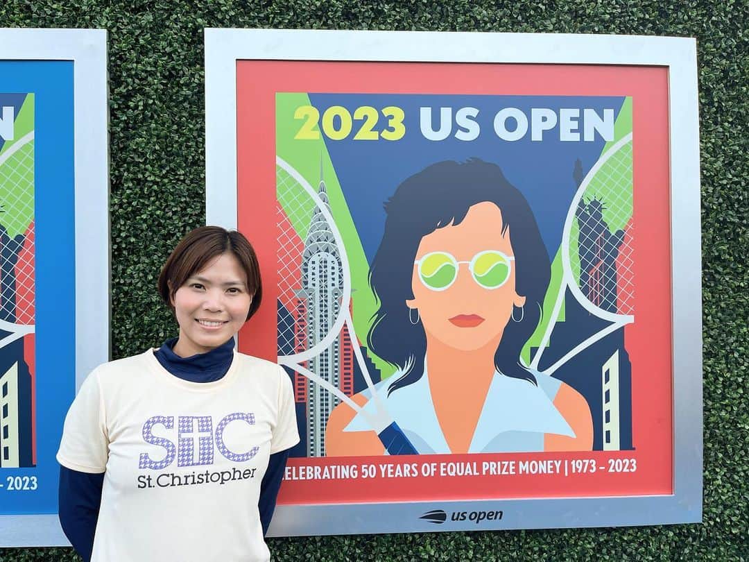 のインスタグラム：「アメリカは心地よい暑さで過ごしやすいです☀️ ⁡ 今日から予選1日目が始まり、たくさんの観客の方が試合を観にきていました！ 私もいくつか観に行って、久々に試合の緊張感を味わってます😳 ⁡ ⁡」