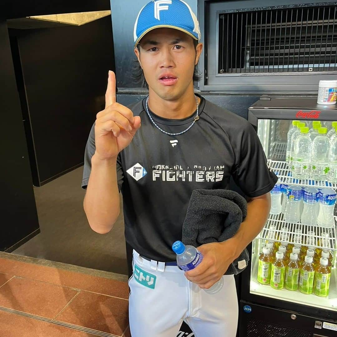 北海道日本ハムファイターズさんのインスタグラム写真 - (北海道日本ハムファイターズInstagram)「さあプレーボール⚾💨 #清宮幸太郎  #万波中正  #加藤貴之  #細川凌平  #上原健太  #古川裕大  #新時代 #lovefighters #エスコンフィールド」8月23日 17時54分 - fighters_official