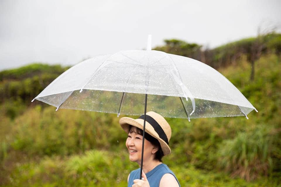 畑中葉子さんのインスタグラム写真 - (畑中葉子Instagram)「8/25（金）TOKYO854くるめラ『午後の玉手箱』くるめラスタジオから生出演❣️ パーソナリティ・みやっちさんのユニークキャラに負けないようにしなくっちゃと今から楽しみ😻  放送は15:00〜15:54 会場外から観覧可能になります 是非、お聴きくださいね♡  #くるめラ  #午後の玉手箱  #東久留米 #tokyo854  #tokyo854くるめラ  #宮田雄次 さん #畑中葉子 #デビュー45周年  #八丈島からの手紙 #新曲  #八丈島」8月23日 13時41分 - hatanaka_yoko