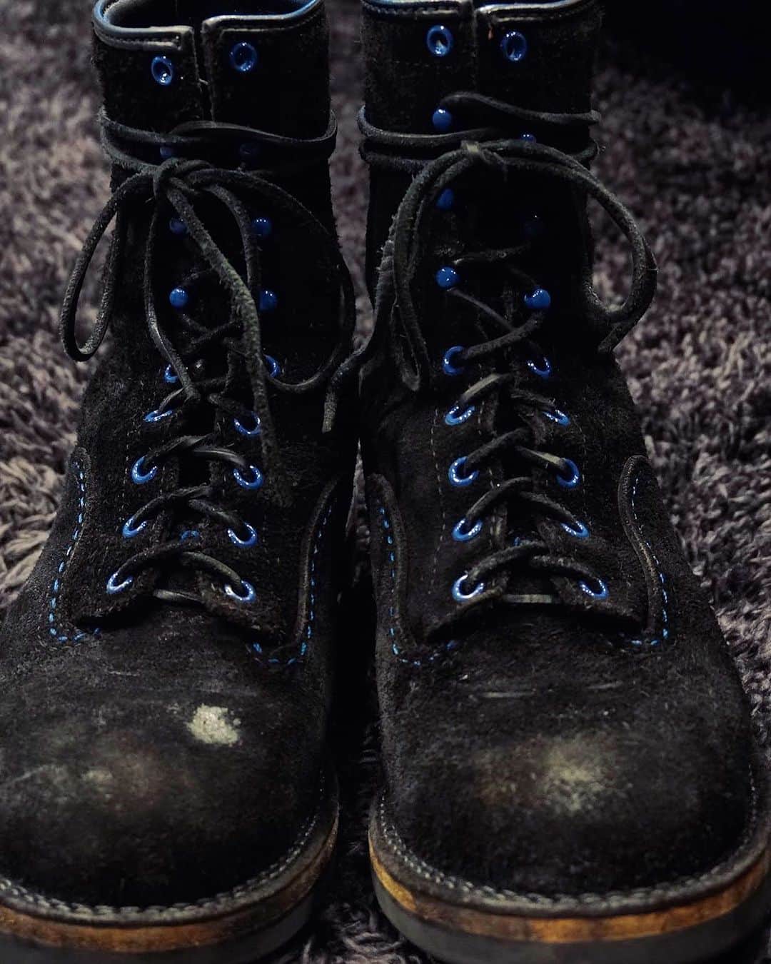 ウェスコさんのインスタグラム写真 - (ウェスコInstagram)「My WESCO! "Jobmaster" - WESCO Osaka Staff Boots -  Leather / Black Roughout Lacing Pattern / Semi Lace to Toe Leather Lining / Black Height / 8" Sole / 4014 Vibram Black Shoe Last / Boss Toe(65Last) Eyelets&Hooks / Navy(Japan Limited) Thread Color / King Blue(Japan Limited)&Black Others / Black Leather Laces, 2Rows Outsole Stitching  #westcoastshoecompany #wesco #wescoboots #mywesco #customsample #jobmaster #staffboots #since1918 #100YEARS #oregon #portland #scappoose #madeinUSA🇺🇸 #osaka #wescojapan #tokyo #wescoebisu #wescosetagaya」8月23日 14時45分 - wesco_japan