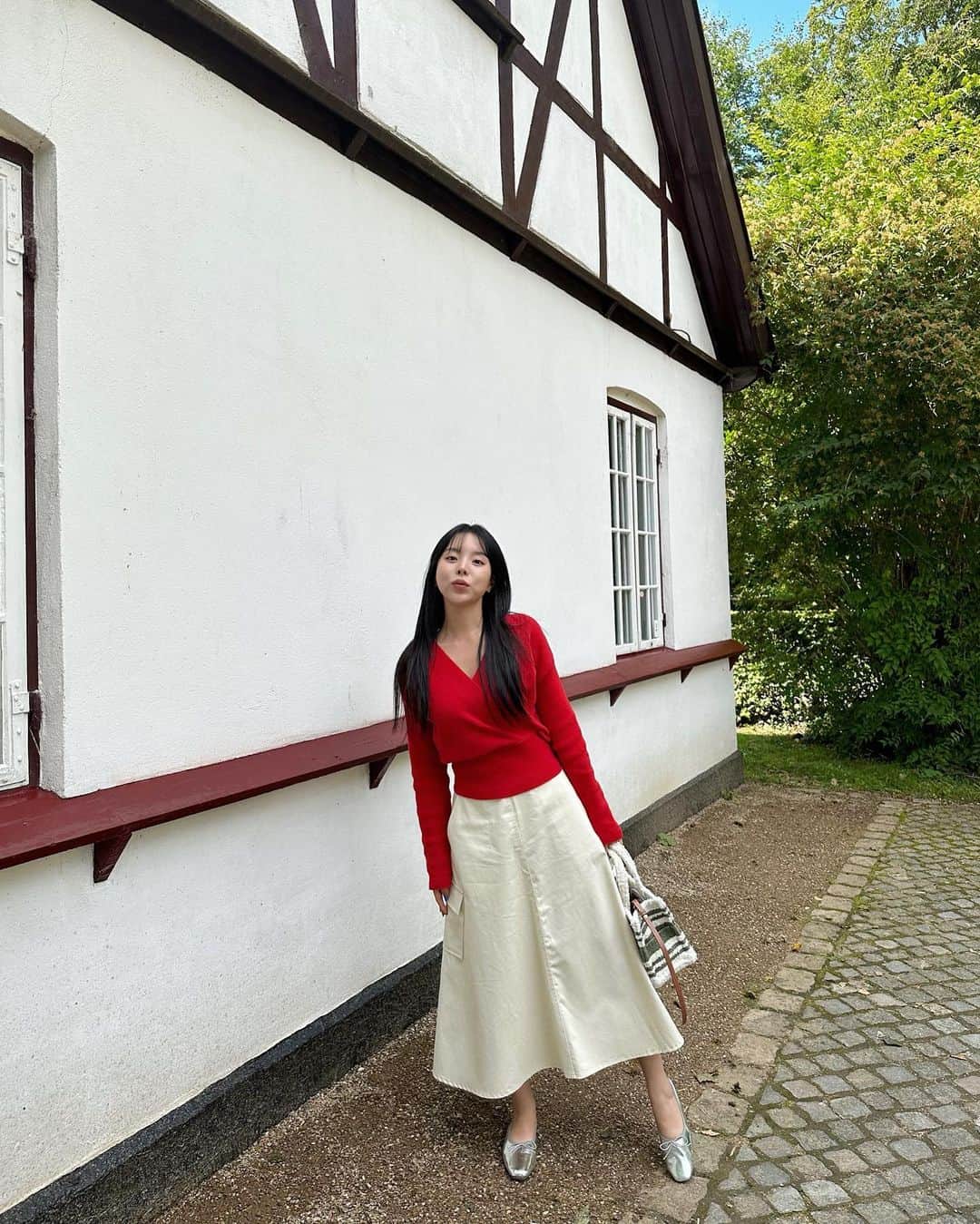 MeJiwooのインスタグラム：「멋진 풍경에 나 뿌리기😃❤️」