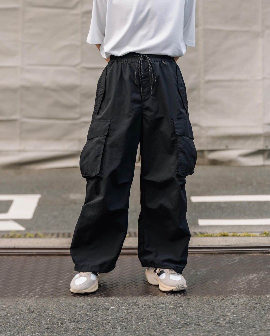 Ryoさんのインスタグラム写真 - (RyoInstagram)「ナイロンカーゴパンツの受注販売を行います☺️ 今週末、土曜12:00-✊ ㅤㅤㅤㅤㅤㅤㅤㅤㅤㅤㅤㅤ @the_clesste  ACTIVE MILITARY PANTS ㅤㅤㅤㅤㅤㅤㅤㅤㅤㅤㅤㅤㅤ #clesste」8月23日 15時00分 - ryo__takashima