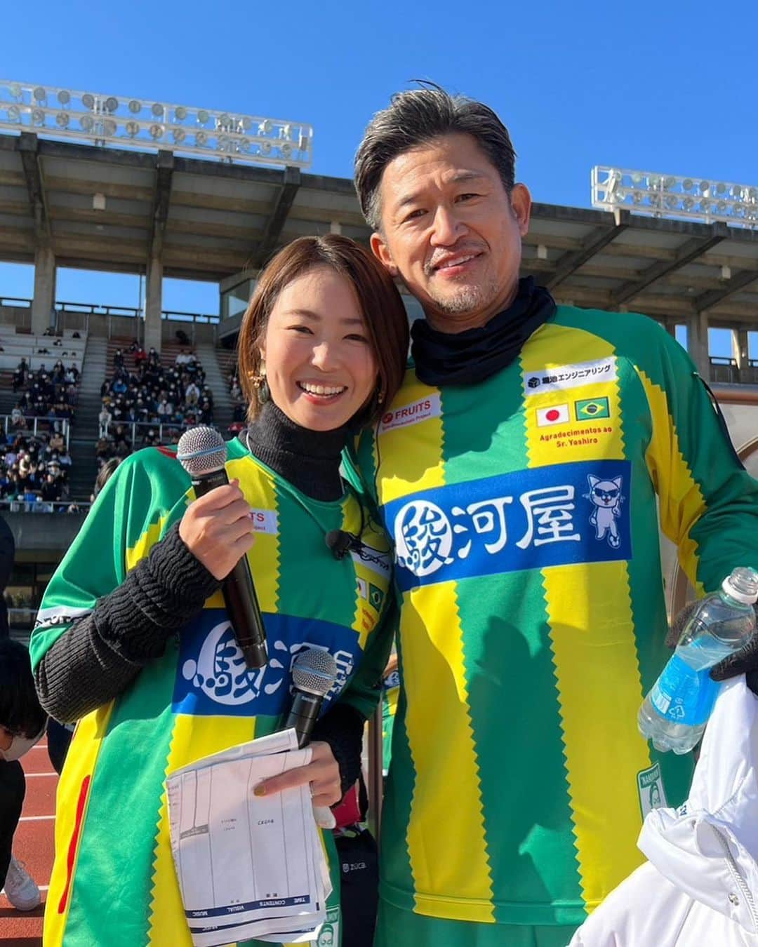 森直美さんのインスタグラム写真 - (森直美Instagram)「駿河屋サッカー教室、今年も開催が決定しました👏 今回もサッカー界のレジェンドたち豪華メンバーによるエキシビジョンマッチが行われます⚽️今年もMCを担当します🎤写真は去年のもの💎  そして、この駿河屋サッカー教室のイベントの一つとして『森会』を開催することになりました❣️豪華講師陣の中からゲストをお迎えして静岡サッカーの未来についてあれこれ語るトークショーです😇勇気を出してスタートした森会がこんな形で続いていくのは嬉しい限りです🥹✨  詳細は決まり次第お伝えします📢  #第6回駿河屋サッカー教室 #レジェンドマッチ #森会」8月23日 16時12分 - naomi_mori63