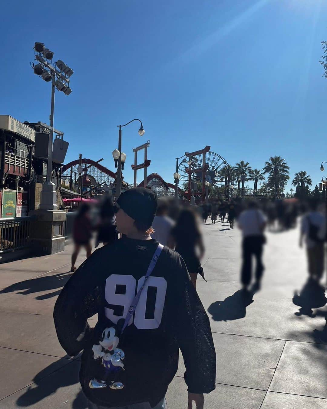 【公式】JO1さんのインスタグラム写真 - (【公式】JO1Instagram)「Disney California🐭🏰🤍  #JO1 #白岩瑠姫 #SHIROIWARUKI #じぇおグラム」8月23日 16時09分 - official_jo1