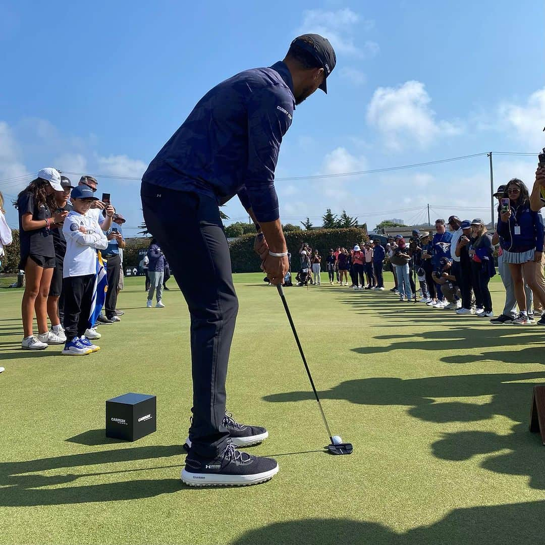 ステフィン・カリーさんのインスタグラム写真 - (ステフィン・カリーInstagram)「Appreciate @carmax for supporting @underratedgolf across all our stops this season!! Capped off by our Curry Cup Putting Contest, we couldn't have done it without em 🙌🏽  #CarMaxPartner  📸: Courtesy of UNDERRATED Golf; Noah Graham (Getty)」8月24日 2時06分 - stephencurry30