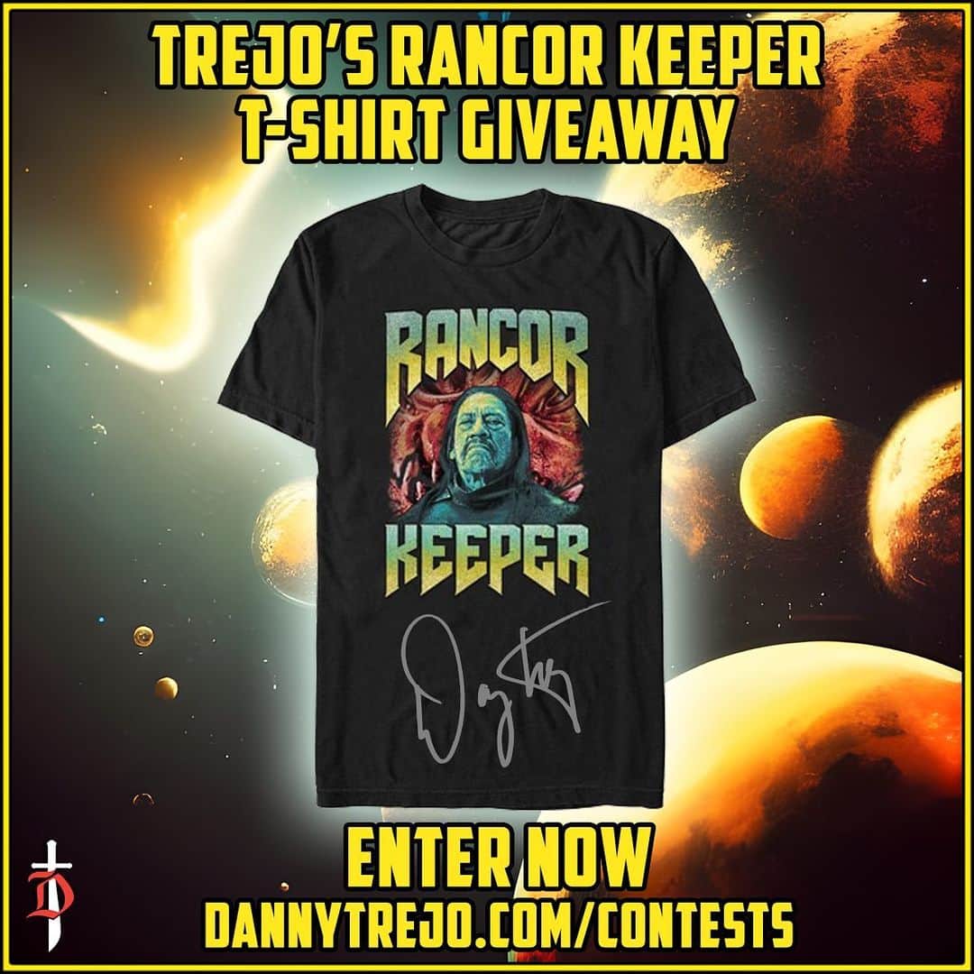 のインスタグラム：「Join my Rancor Keeper T-Shirt Giveaway! 3 Lucky Winners will win an autographed Rancor T-Shirt autographed by me! Multiple ways to gain entries, Enter at my *Contests Link in Bio*」