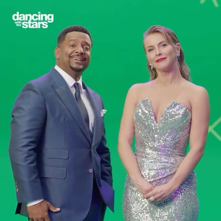 ジュリアン・ハフのインスタグラム：「Lights, camera, ACTION 💫 Prepare to be dazzled by the magic of #DWTS this season, co-hosted by @juleshough and @therealalfonsoribeiro!」