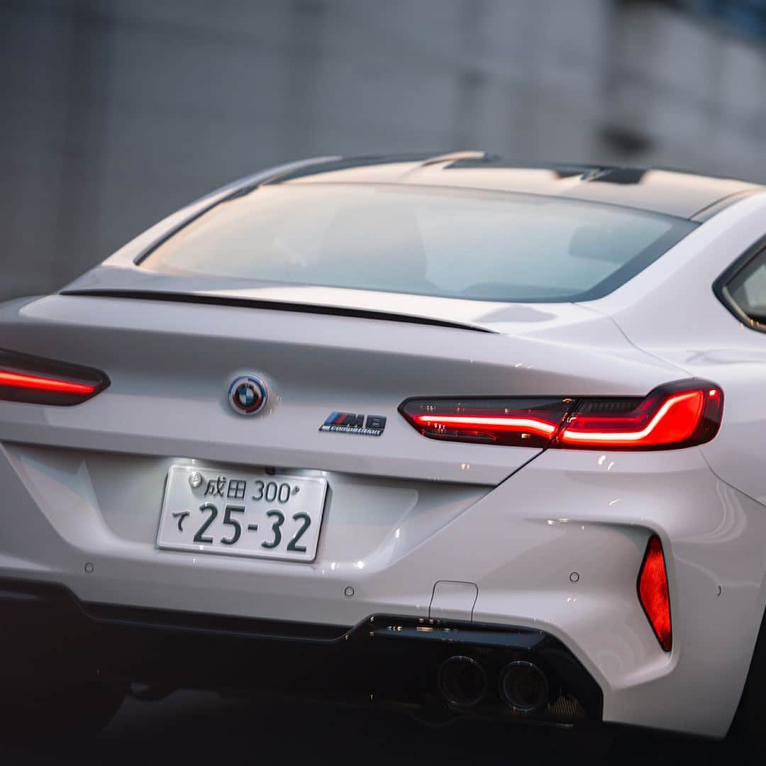 BMW Japanさんのインスタグラム写真 - (BMW JapanInstagram)「【今週末まで】 BMW M EXCITING FAIR  8月26日(土)27日(日) の2日間、BMW正規ディーラーでMにまつわるフェアを開催。 親子で楽しめる「BMW M4 GT3 ペーパークラフト」や限定の「M BOOK」でクイズをお楽しみいただけます。  絶え間ない昂奮。尽きせぬ歓び。BMW Mの真価を、ぜひショールームで。 ※フェアの有無、開催日は店舗によって異なりますので事前にお問い合わせください。  詳細は @bmwjapan アカウントトップのURLからチェック。  #BMW #駆けぬける歓び #BMWJapan #BMWM #BMWmotorsport #M8」8月23日 18時00分 - bmwjapan