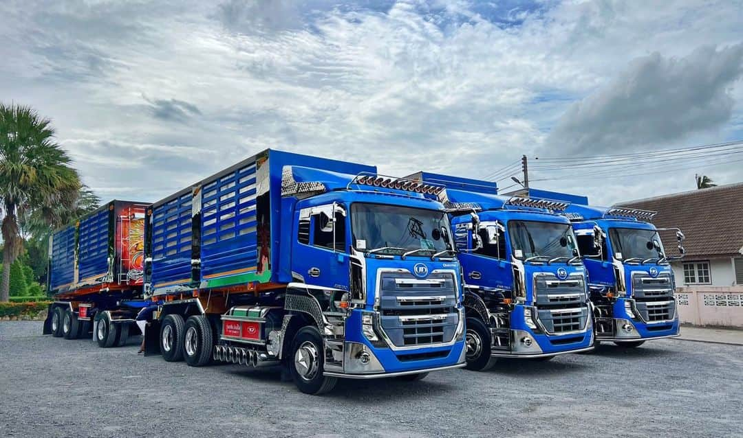 ＵＤトラックスのインスタグラム：「ＵＤトラックスタイのお客様の美しいトラックをご紹介します。  We would like to introduce a customer's beautiful truck from UD trucks Thailand.  #udtrucks #udトラックス #quester #クエスター #udtrucksthailand」