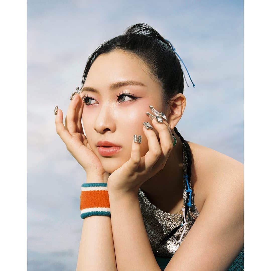 XGさんのインスタグラム写真 - (XGInstagram)「Available Now!  NEW DANCE from XG’s 1st Mini Album ‘NEW DNA’  Streaming/Download 🎧http://apple.co/UpNextXG  Music Video 🎥https://youtu.be/cQTo9O85Zro  #XG #NEWDANCE #XG_NEWDANCE #NEWDNA #XG_NEWDNA #XGALX」8月23日 18時07分 - xgofficial