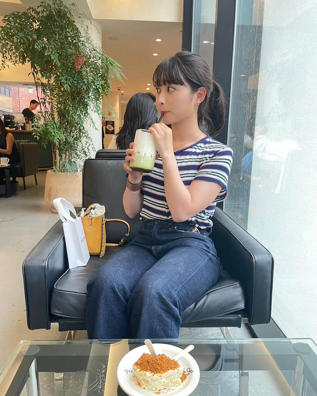 後藤沙梨花さんのインスタグラム写真 - (後藤沙梨花Instagram)「ごきけんよう🌸 水曜日担当エントリーNo.3の川津佐葵です！  先週は韓国旅行に行って来ました🇰🇷✨ 今回の旅を共にしたのは、、大好きな姉です👯‍♀️ 私は3人兄弟の末っ子で姉も兄もみんな可愛がってくれ いつも存分に甘えさせてもらっています👧🏻🎀  韓国に台風が接近していたので、 前日まで渡韓できるかどうか不安でしたが ここで姉が晴れ女っぷりを発揮してくれました☀️ 4日間とも天気に左右されることなく楽しめました🫧  韓国ではとことん歩いてとことん食べました！ とくにカロスキルにあるカフェで頂いた バナナプリンが絶品でした🍮✨  大学生のうちに色々な国に旅したいです✈️ ぜひ、皆さんの旅の思い出を コメント欄でお聞かせください！🤍  今週も#さきぽち　をよろしくお願いします🫶  #韓国　#韓国旅行　#koreatrip #seoul  #myongdong #学習院女子大学 #和祭 #gwc #Missgwc2023 #miss contest2023 #ミス和コンテスト #ミスコンテスト #ミス和 #gakushuinwomenscollege #ミス和コンテスト2023 #ミスコン #春からgwc #学女 #学女ミスコン #ミスコンファイナリスト」8月23日 18時36分 - missgwc2023