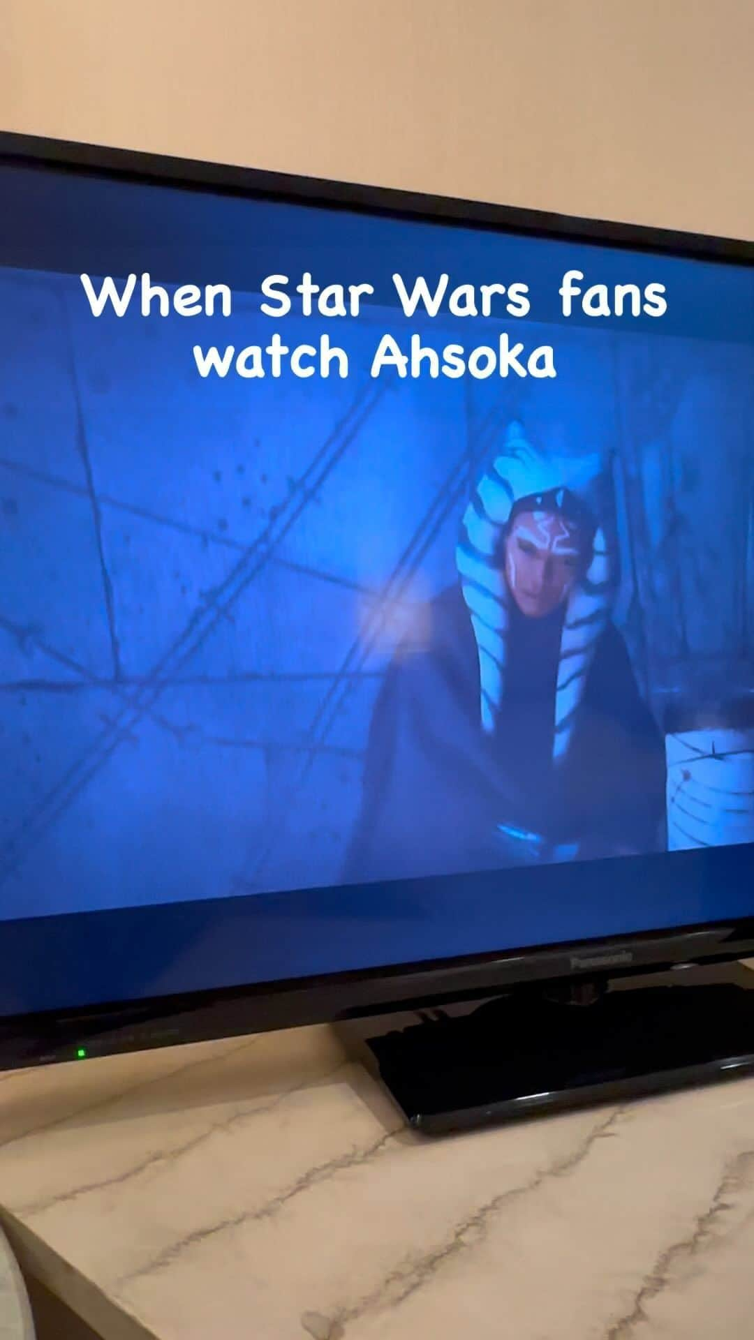 カン・ダニエルのインスタグラム：「When #StarWars fans watch #Ahsoka」