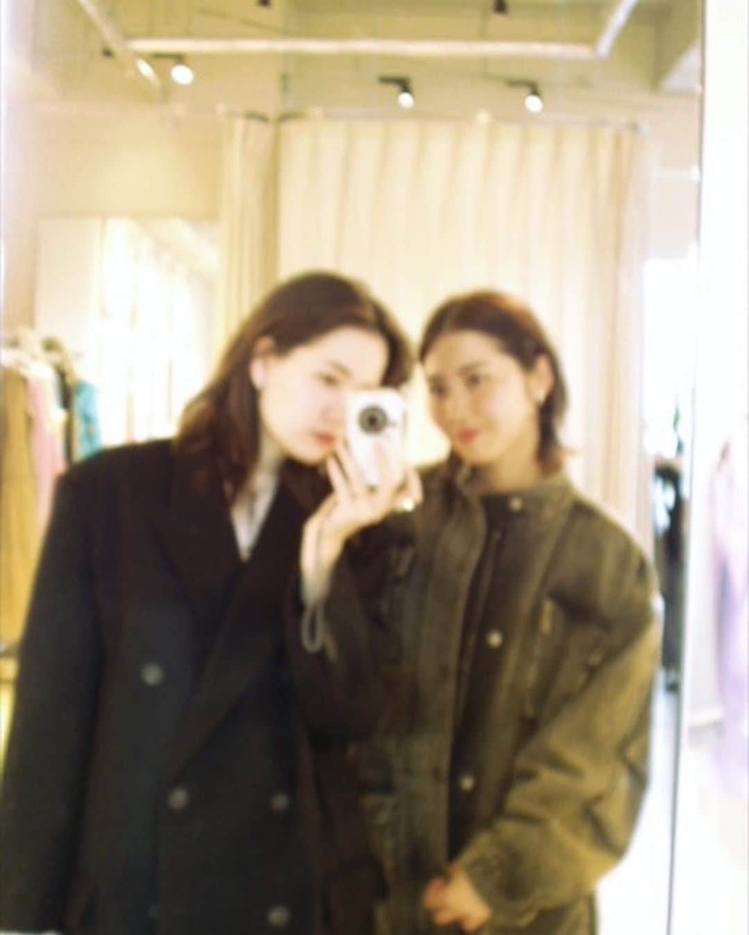 加藤愛里クリスティーナのインスタグラム：「my little world🌏💘」