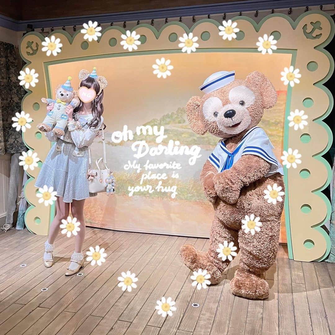 Chikako千佳子さんのインスタグラム写真 - (Chikako千佳子Instagram)「From All of Us 🎉 #リズリサ #lizlisa #TDS #tokyodisneysea #tokyodisneyresort #ディズニーシー #ディズニーコーデ #ジェラトーニ #gelatoni #量産型コーデ #fromallofus #フロームオールオブアス #ダッフィー #ダッフィーフレンズ #ダッフィーコーデ #duffy #duffyandfriends」8月23日 18時54分 - cindychikako