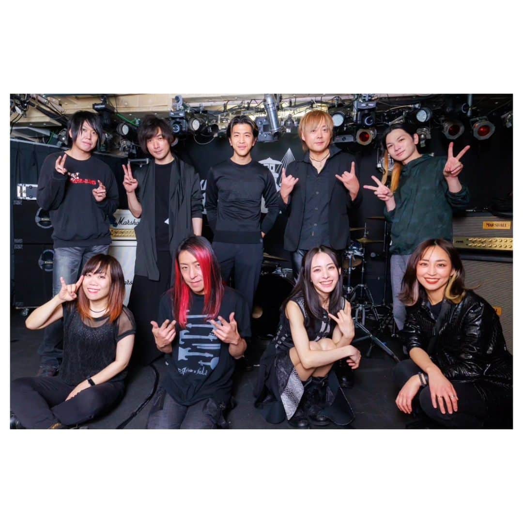 のインスタグラム：「D_Driveライブ情報 今週末です！  【D_Drive x soLi 】  神戸公演 8月25日（金）神戸 チキンジョージ  大阪公演 8月26日（土）吹田 TAKE FIVE  皆様是非ご来場ください🤘🏻  #D_Drive #soLi #神戸公演 #大阪公演」