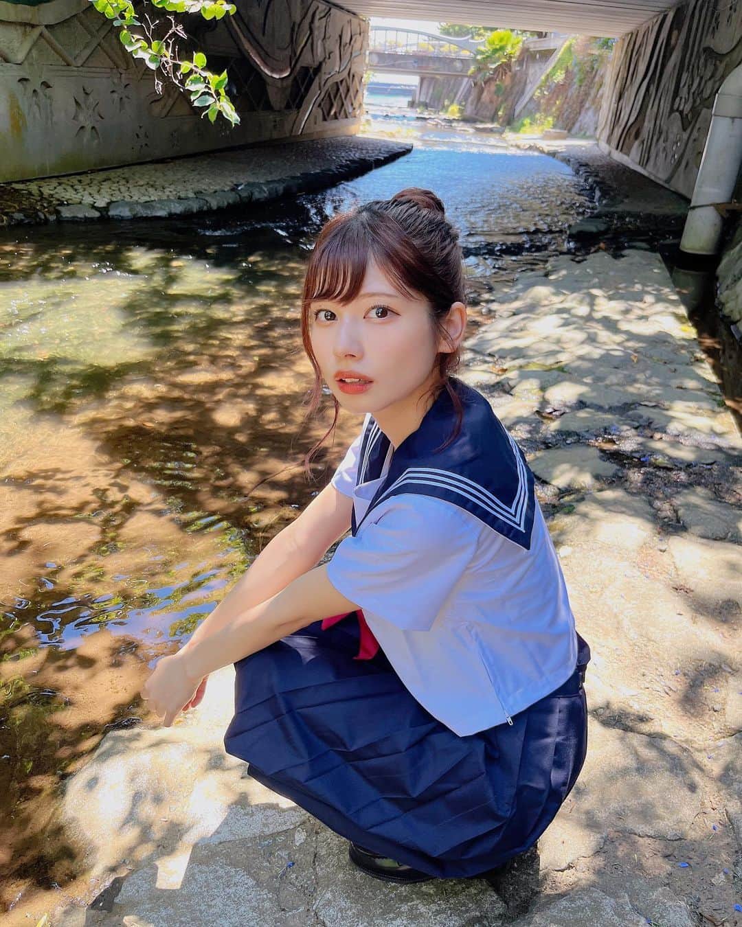 のインスタグラム：「楽しい夏をお裾分け🌻  夏っぽいことした〜？  #でんぱ組inc #鹿目凛 #ぺろりん #アイドル #制服 ＃セーラー服 #静岡 #熱海 #初島 #川 #海 #夏」