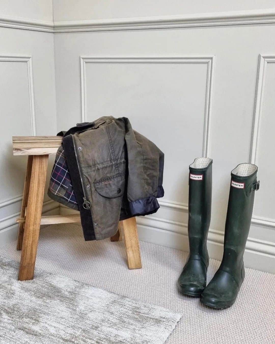 ハンターブーツのインスタグラム：「Giving you the freedom to explore the outdoors since 1856. #HunterBoots」